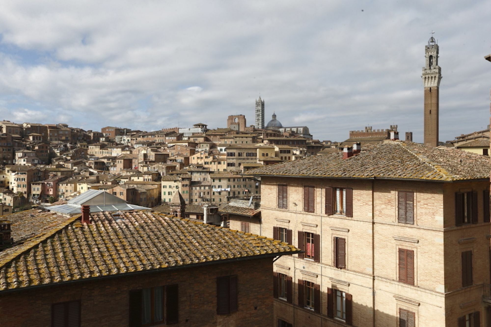 סיינה Appartamento Panoramico San Martino 12 מראה חיצוני תמונה