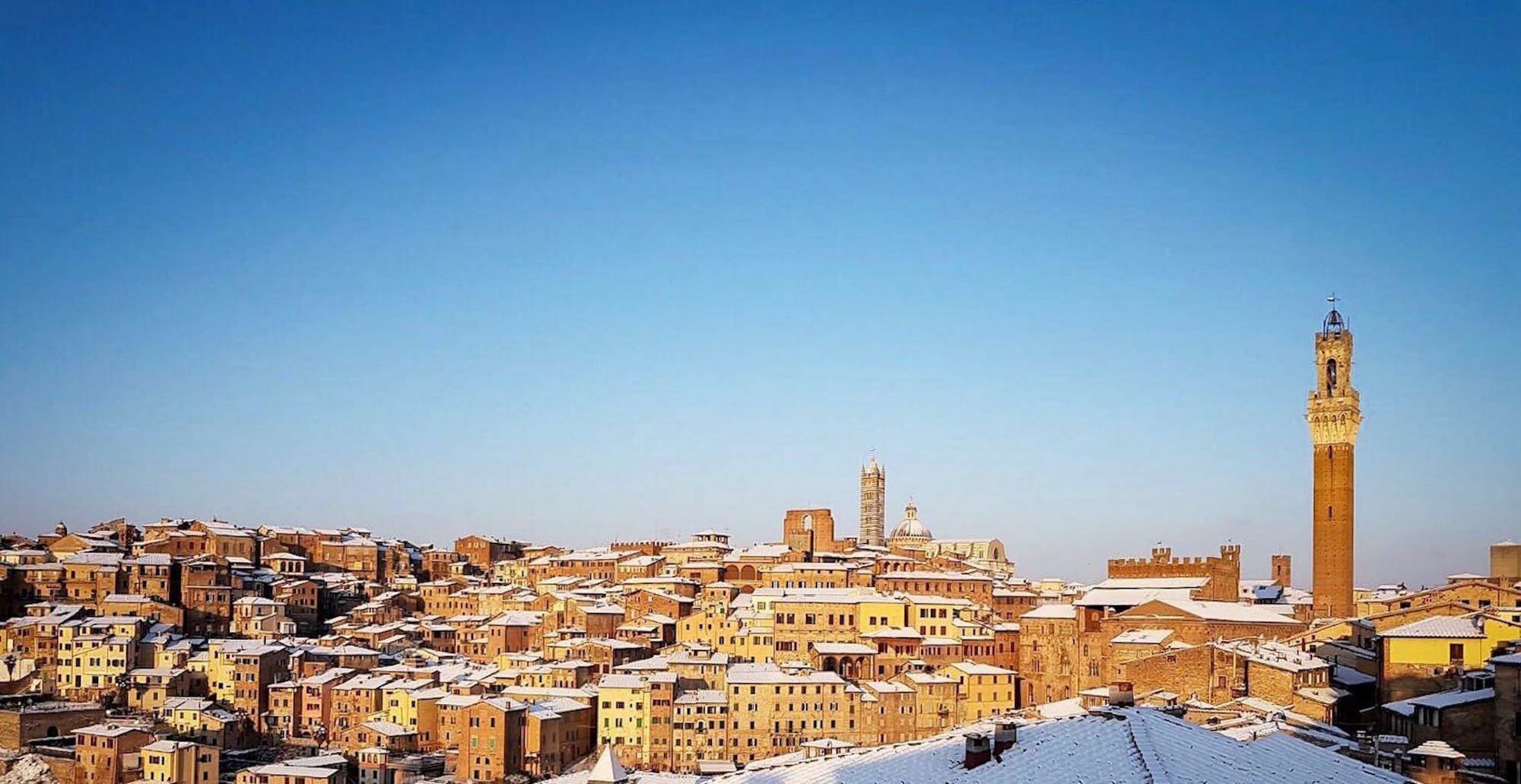 סיינה Appartamento Panoramico San Martino 12 מראה חיצוני תמונה